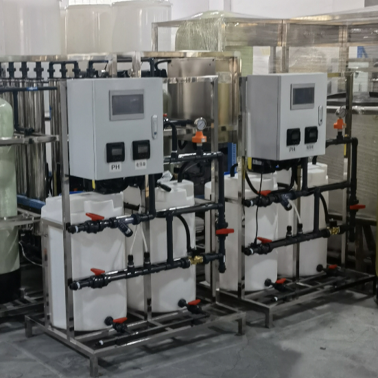 Dispositivo dosificador de agua en circulación para prevención de incrustaciones y esterilización Sistema PLC Dispositivo dosificador de agua en circulación para prevención de incrustaciones y esterilización Sistema PLC